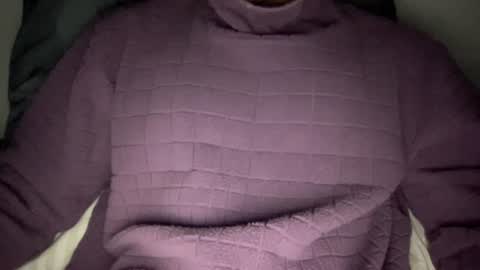 Snapshot of yungbull06 chatting on 07-08-26, 05:01 Yung Bull online show from 07-08-26, 05:01