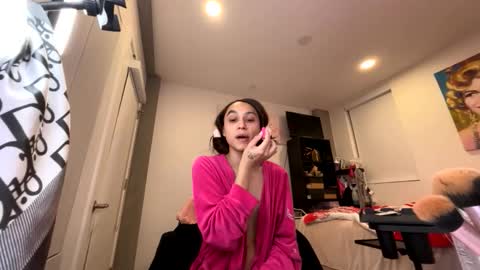 Snapshot of yungfemslut chatting on 01-11-26, 02:16 BbyTSSLut online show from 01-11-26, 02:16