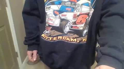 Snapshot of yungstallion10 chatting on 02-02-25, 09:13 Fire 0range kush online show from 02-02-25, 09:13