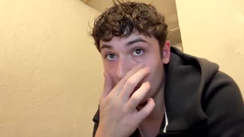 yungstudbev online show from 10-12-25, 01:15