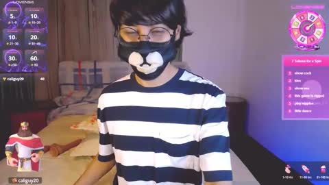 Snapshot of yuniorb chatting on 02-05-25, 03:55 the puppy boy online show from 02-05-25, 03:55