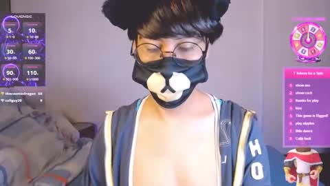 Snapshot of yuniorb chatting on 11-07-25, 03:50 the puppy boy online show from 11-07-25, 03:50