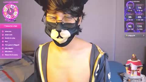 Snapshot of yuniorb chatting on 03-07-26, 03:47 the puppy boy online show from 03-07-26, 03:47