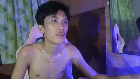 yunoxoxo online show from 05-25-26, 09:10