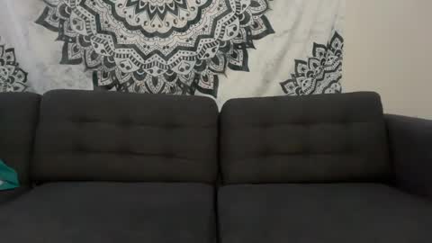 yurdreams_22 online show from 06-07-26, 06:17