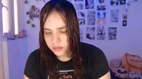yuriko  online show from 05-02-26, 06:35