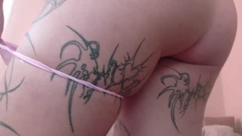 Hi My name Yuriko online show from 04-25-26, 09:23