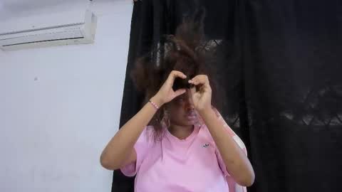 yuriperez online show from 03-12-26, 08:26