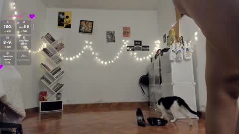 paola online show from 02-11-25, 03:18