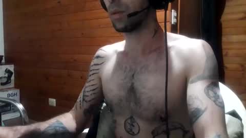 Yuumi online show from 12-05-25, 05:16