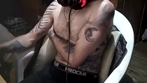 Yuumi online show from 12-16-25, 07:24