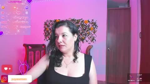 Snapshot of yuya_ss chatting on 10-14-25, 03:35 Yuya online show from 10-14-25, 03:35