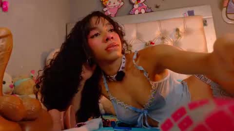 Yuyi Cam online show from 07-27-26, 07:48