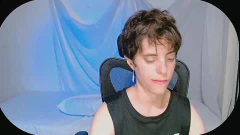 Yuyu online show from 01-08-25, 02:25