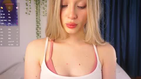 Snapshot of yuyukiss chatting on 11-08-25, 12:33 Eva online show from 11-08-25, 12:33