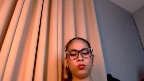 Snapshot of yvannasilva18 chatting on 02-14-25, 06:08 jai online show from 02-14-25, 06:08