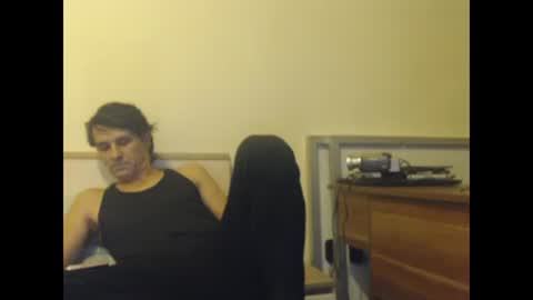 yvesstorm5 online show from 01-26-25, 06:37