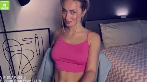 The Queen Bitch of the United Kingdom online show from 12-04-24, 08:45