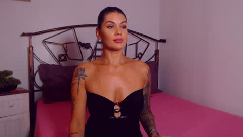 I V Y   online show from 07-23-26, 07:56