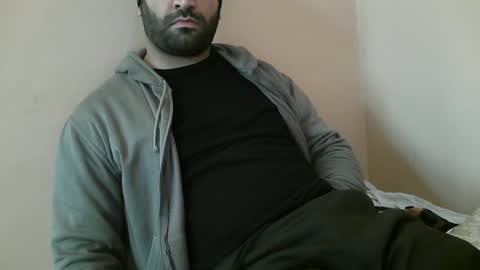 Snapshot of yxxtxxdentyk chatting on 12-05-24, 05:26 Bi BearXXX online show from 12-05-24, 05:26