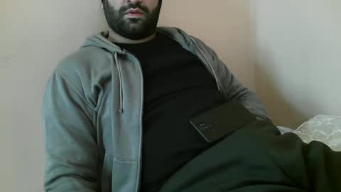 Snapshot of yxxtxxdentyk chatting on 12-10-24, 04:56 Bi BearXXX online show from 12-10-24, 04:56