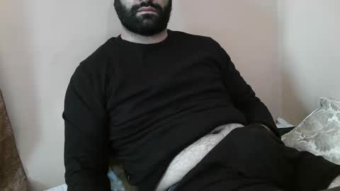 Snapshot of yxxtxxdentyk chatting on 12-24-24, 06:11 Bi BearXXX online show from 12-24-24, 06:11