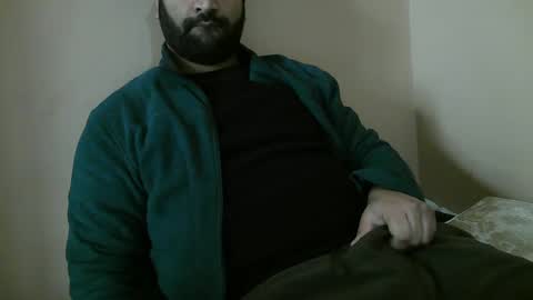 Snapshot of yxxtxxdentyk chatting on 01-07-25, 05:12 Bi BearXXX online show from 01-07-25, 05:12