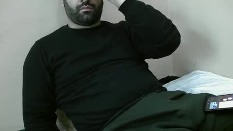 Snapshot of yxxtxxdentyk chatting on 01-29-25, 05:19 Bi BearXXX online show from 01-29-25, 05:19