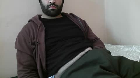 Snapshot of yxxtxxdentyk chatting on 02-03-25, 06:02 Bi BearXXX online show from 02-03-25, 06:02