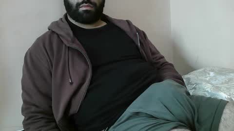 Snapshot of yxxtxxdentyk chatting on 03-12-25, 05:02 Bi BearXXX online show from 03-12-25, 05:02