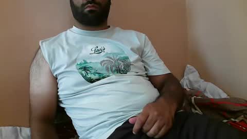 Snapshot of yxxtxxdentyk chatting on 09-17-25, 05:20 Bi BearXXX online show from 09-17-25, 05:20