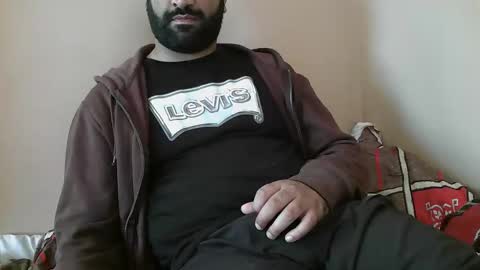 Snapshot of yxxtxxdentyk chatting on 10-23-25, 05:51 Bi BearXXX online show from 10-23-25, 05:51