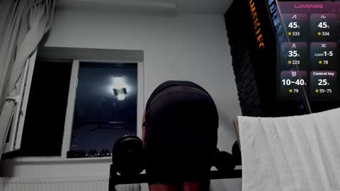 Snapshot of yy_david_yy chatting on 10-01-25, 06:58 David online show from 10-01-25, 06:58