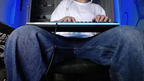 Snapshot of zac_watson chatting on 02-06-25, 06:13 Zac Freelance model online show from 02-06-25, 06:13
