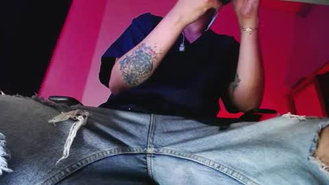 Snapshot of zac_watson chatting on 12-14-25, 10:58 Zac Freelance model online show from 12-14-25, 10:58