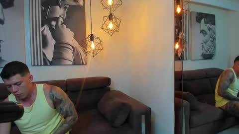 Snapshot of zacandmarcosmg_ chatting on 11-17-25, 12:27 zacandmarcosmg_ online show from 11-17-25, 12:27