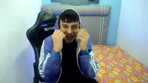 ZACARIAS online show from 03-13-26, 05:36