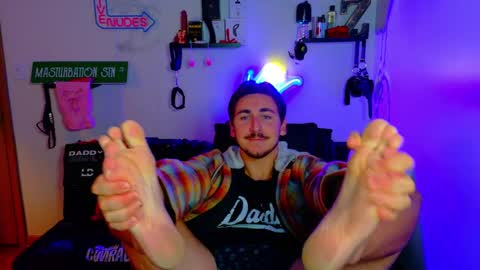 Snapshot of zach_rhyder chatting on 10-21-25, 01:06 Zach Rhyder online show from 10-21-25, 01:06