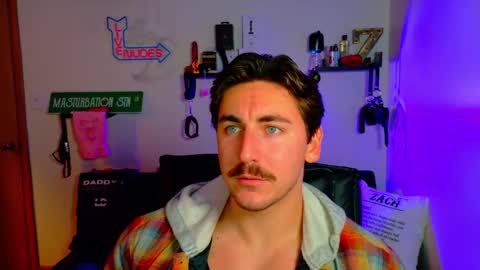 Snapshot of zach_rhyder chatting on 11-11-25, 02:00 Zach Rhyder online show from 11-11-25, 02:00