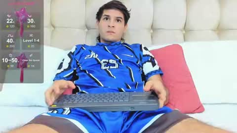 zack23__ online show from 07-19-26, 03:43