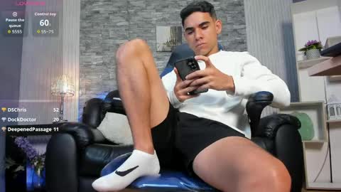 zack_joness10 online show from 04-26-26, 04:21