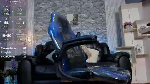 zack_joness10 online show from 06-12-26, 05:28