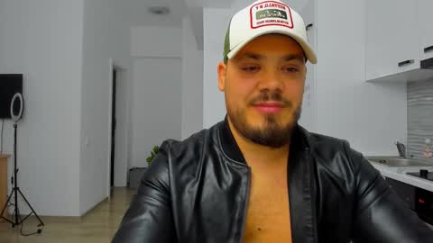 Zack online show from 11-06-25, 12:22