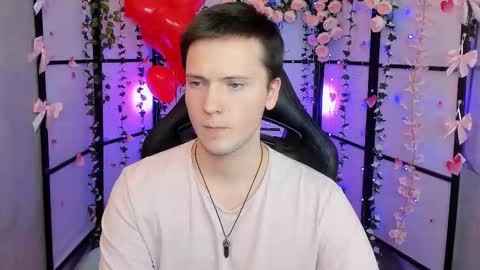 Snapshot of zackhandsome chatting on 02-14-25, 04:09 Zack online show from 02-14-25, 04:09