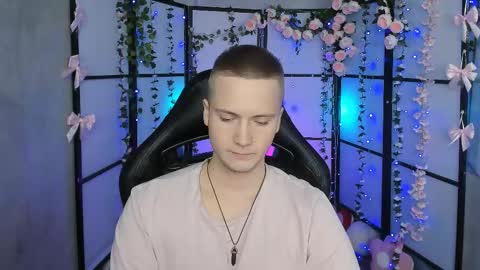 Snapshot of zackhandsome chatting on 02-28-25, 12:20 Zack online show from 02-28-25, 12:20