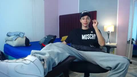 zack online show from 01-04-25, 04:00