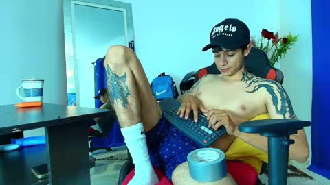 zack online show from 02-11-25, 11:54