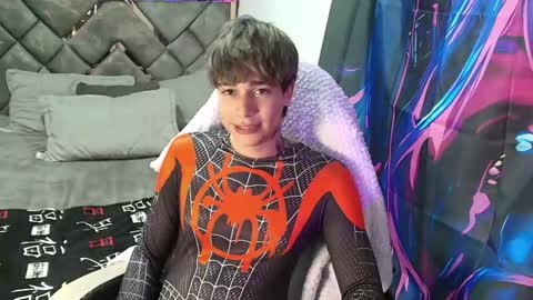 zack online show from 04-11-26, 07:07