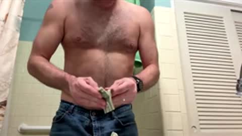 Snapshot of zaddykendoll chatting on 02-08-26, 12:47 Aiden online show from 02-08-26, 12:47