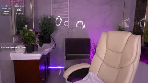 Zafiramoonn online show from 04-30-26, 03:07